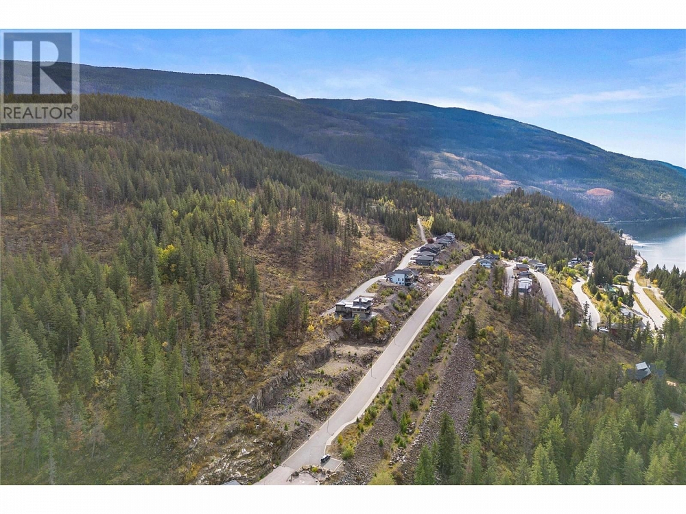 279 Bayview Drive Sicamous Photo 8